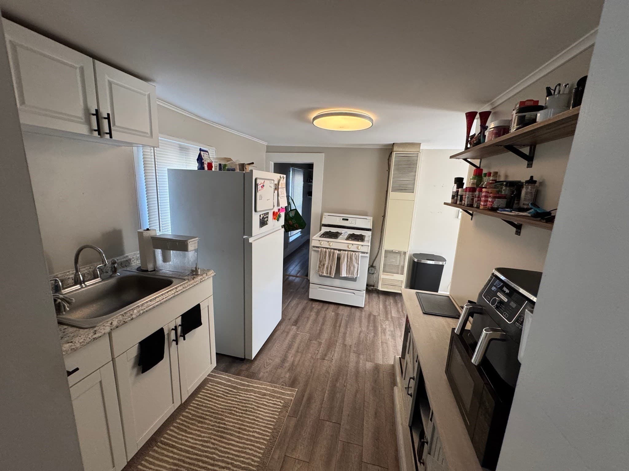 3 Family at 87-89 Davis Street, Greenfield MA 01301, photo 18 of 36