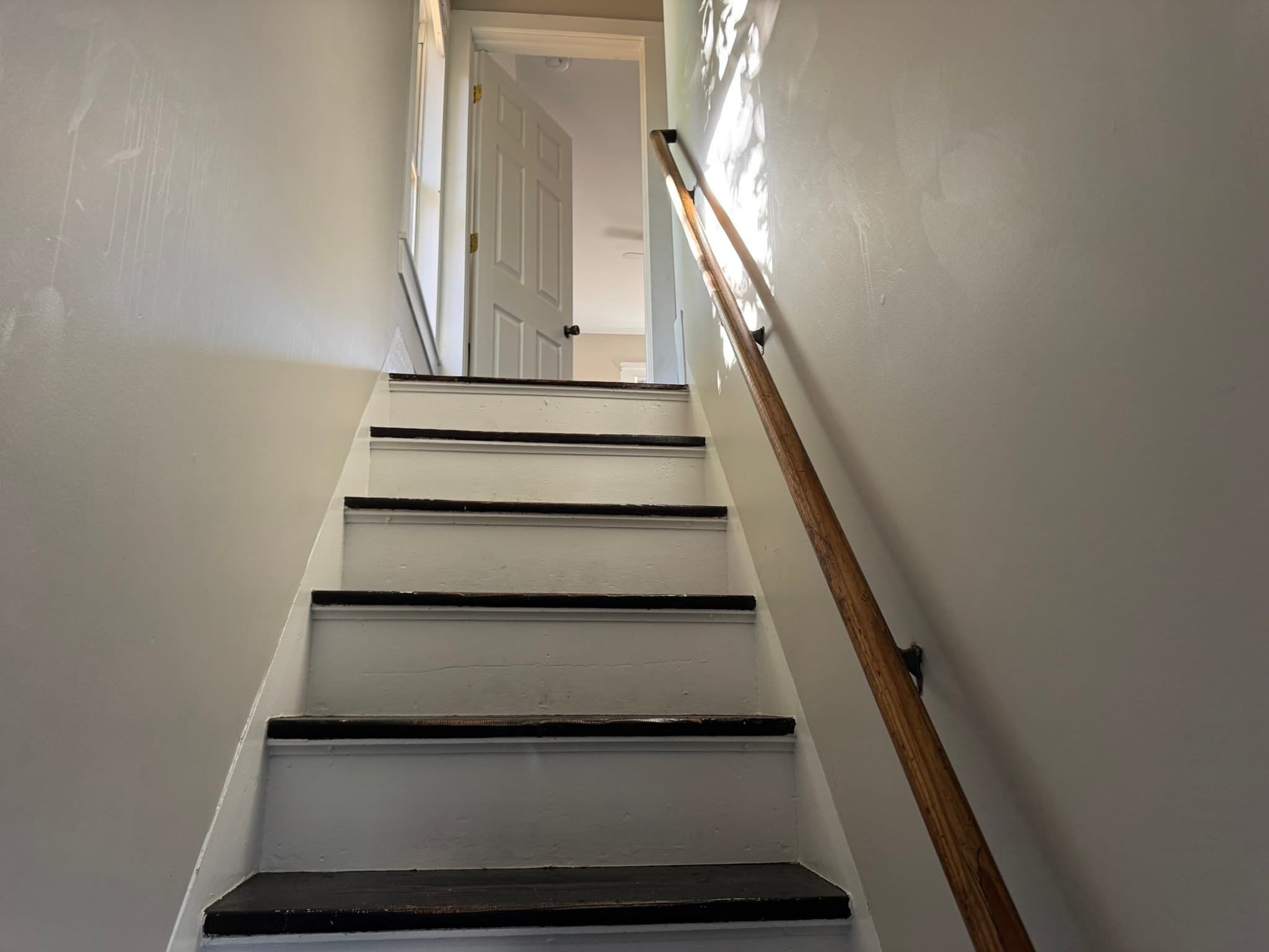 3 Family at 87-89 Davis Street, Greenfield MA 01301, photo 29 of 36