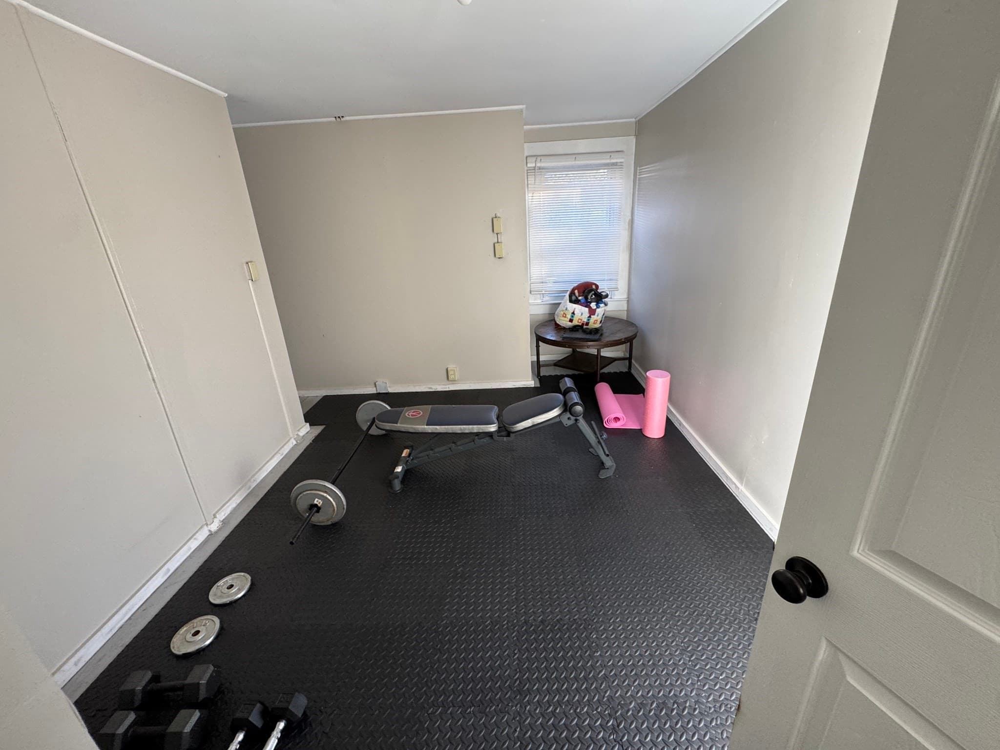 3 Family at 87-89 Davis Street, Greenfield MA 01301, photo 21 of 36