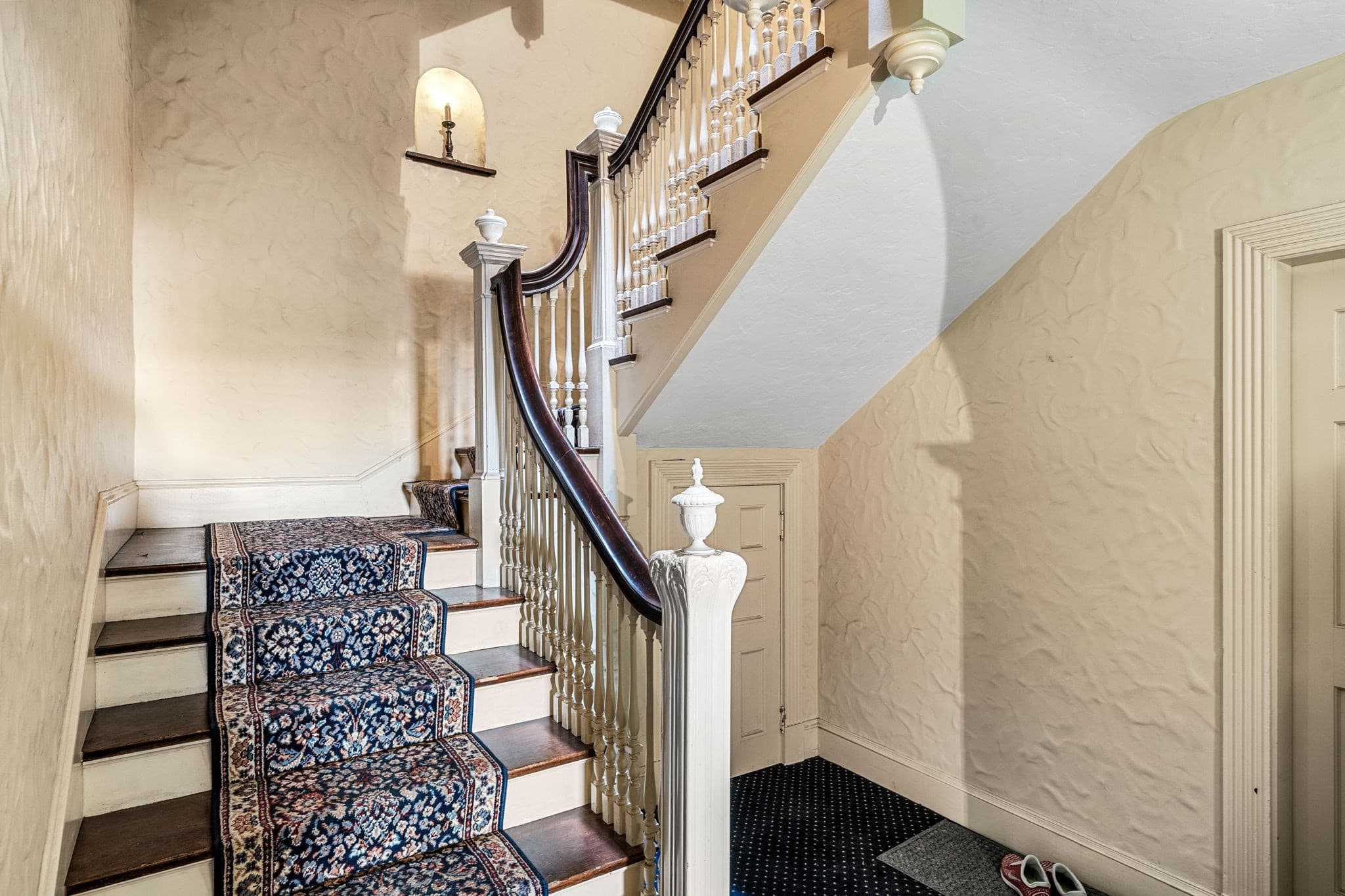 Condominium at 38 Elm St # 4, Worcester MA 01609, photo 36 of 41