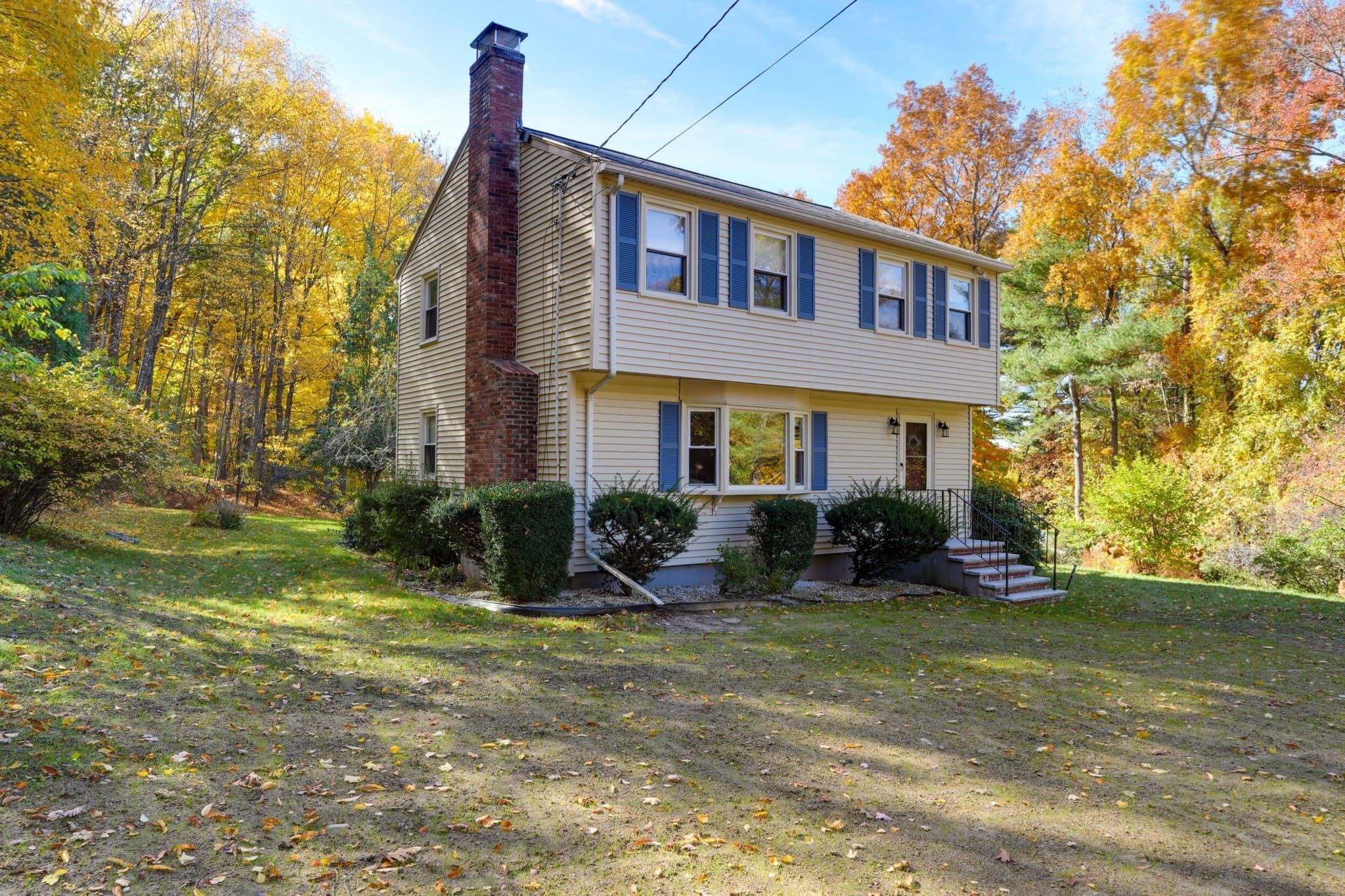 Single Family Residence at 264 Bigelow St, Marlborough MA 01752, photo 22 of 35