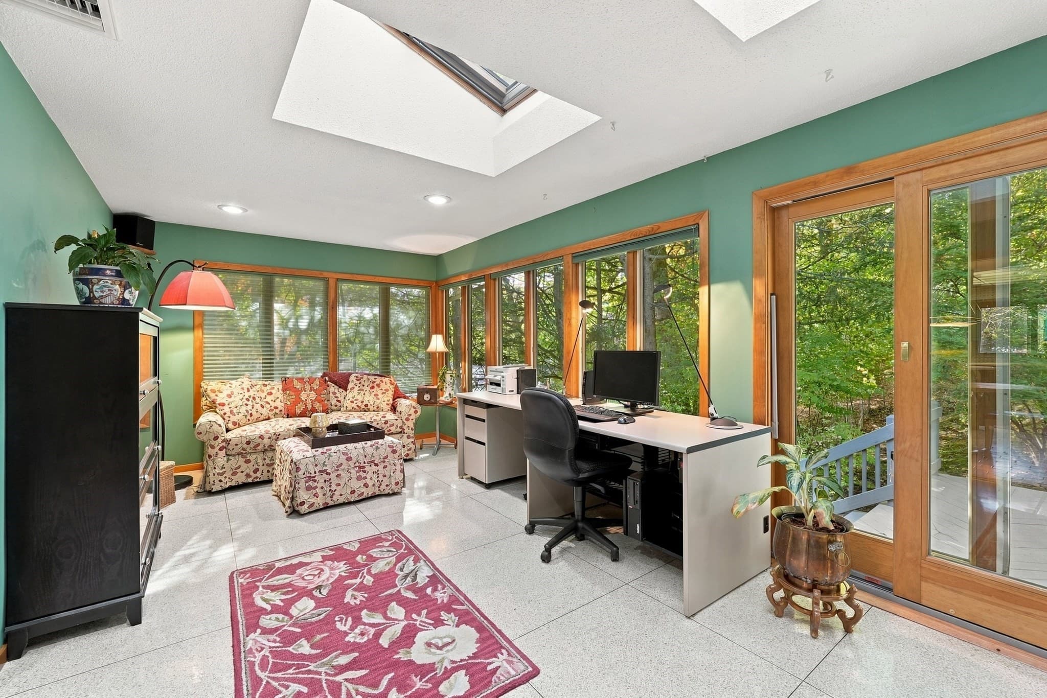 Single Family Residence at 31 Hancock Hill Dr, Worcester MA 01609, photo 19 of 42