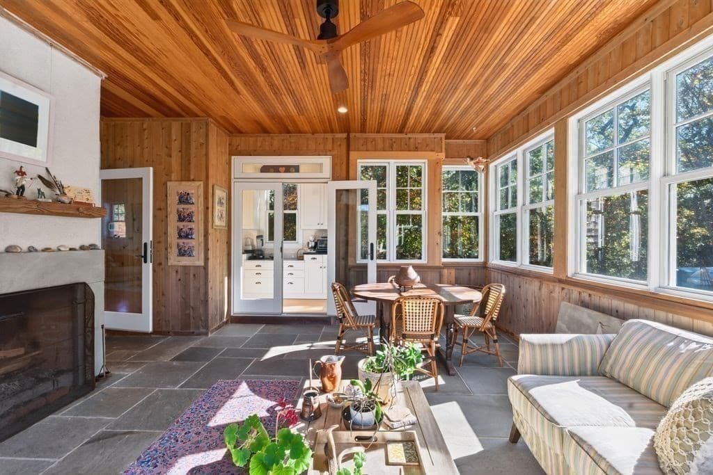 Single Family Residence at 91 Litchfield Rd, Edgartown MA 02539, photo 15 of 38