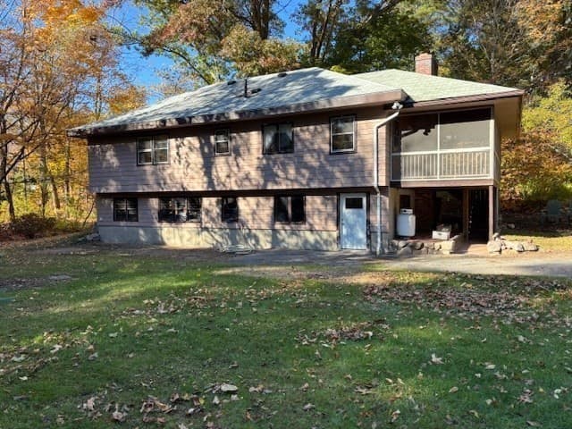 Single Family Residence at 152 River Street, Middleton MA 01949, photo 2 of 35