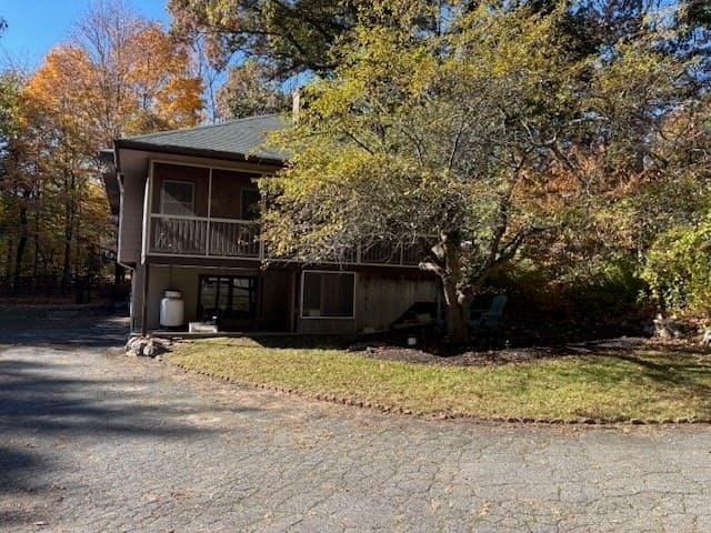 Single Family Residence at 152 River Street, Middleton MA 01949, photo 5 of 35