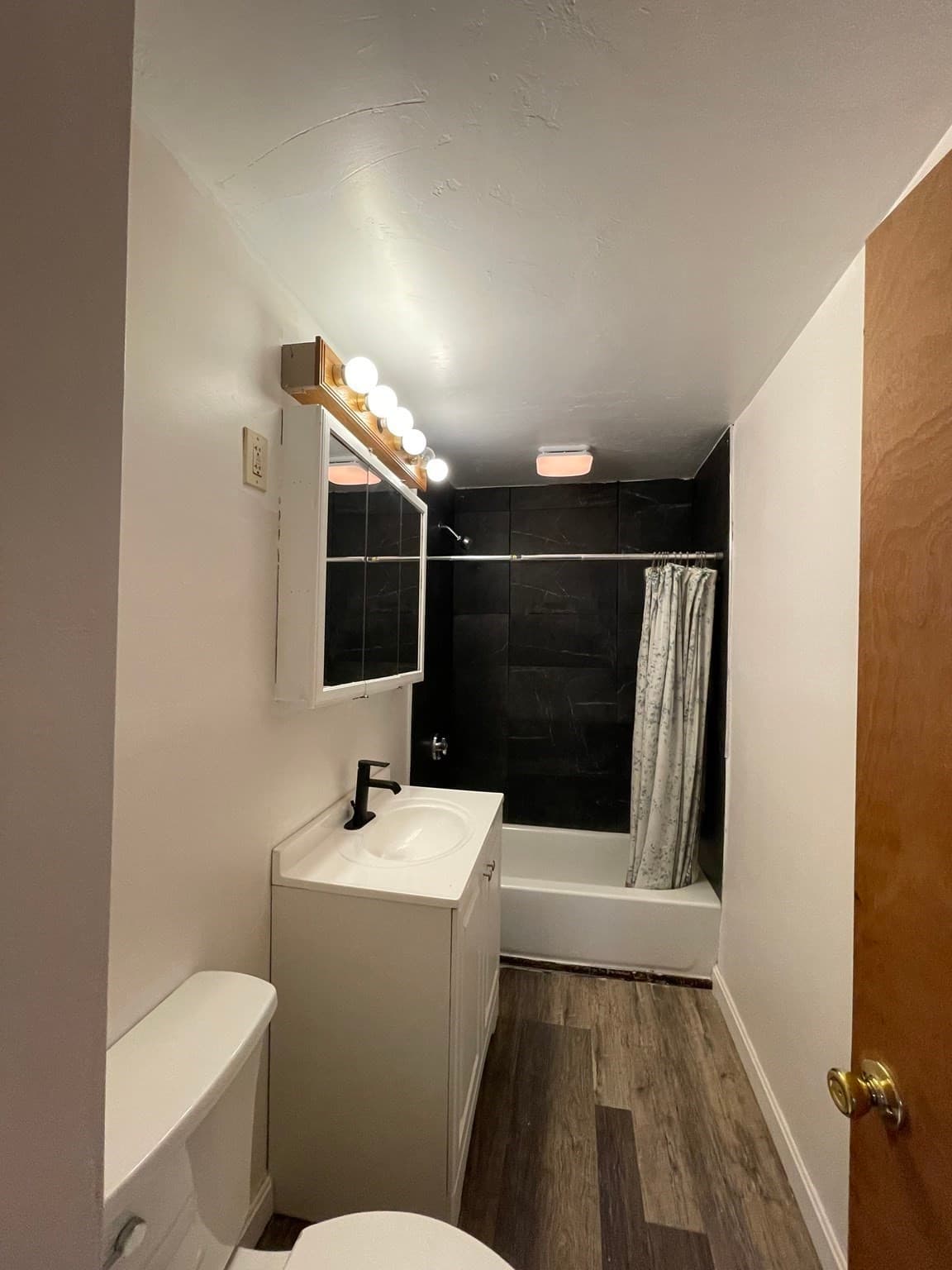 Apartment at 181 Ingleside Ave # 3, Worcester MA 01604, photo 21 of 25