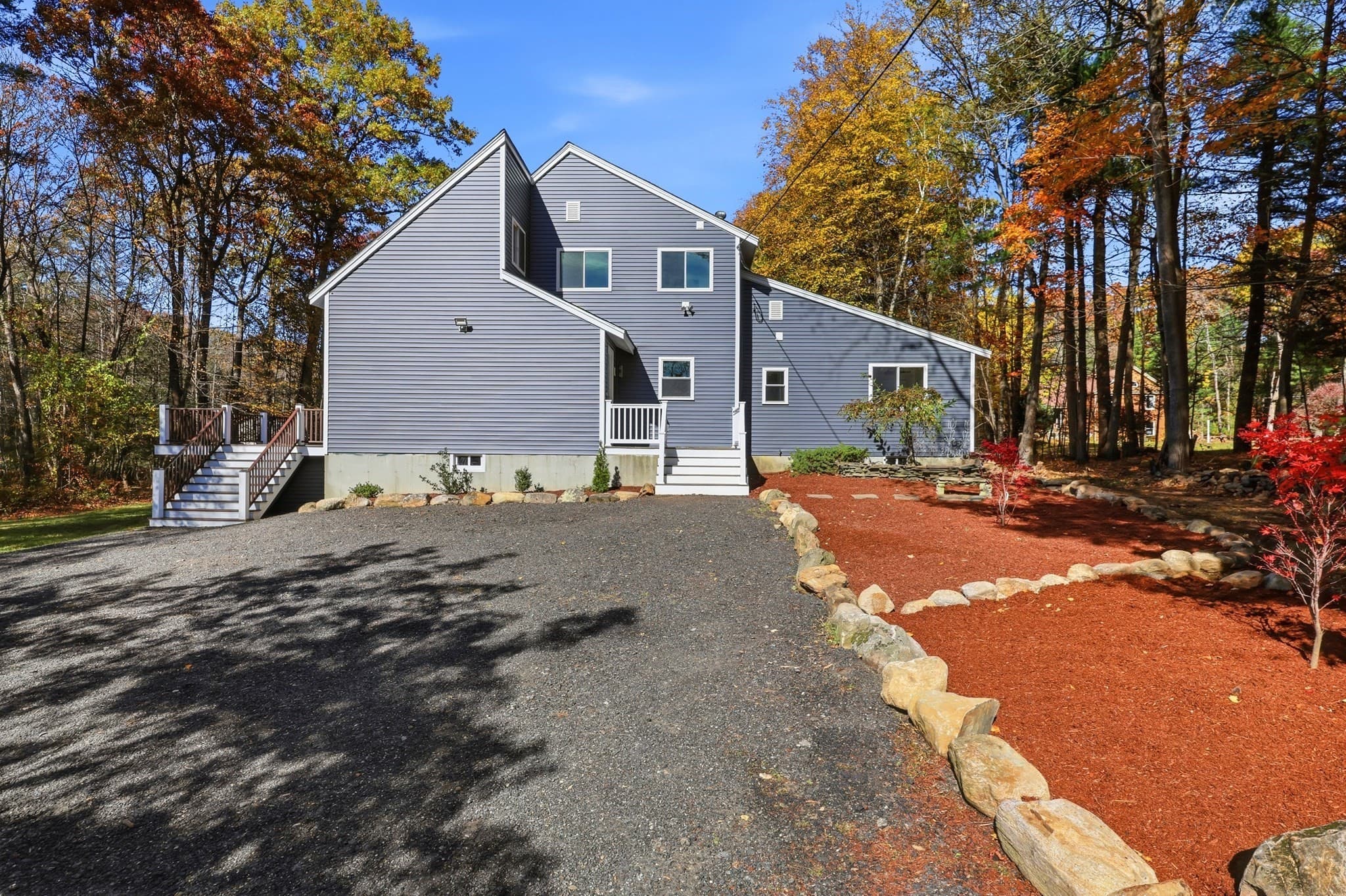 Single Family Residence at 139 E Hill Rd, Brimfield MA 01010, photo 2 of 42