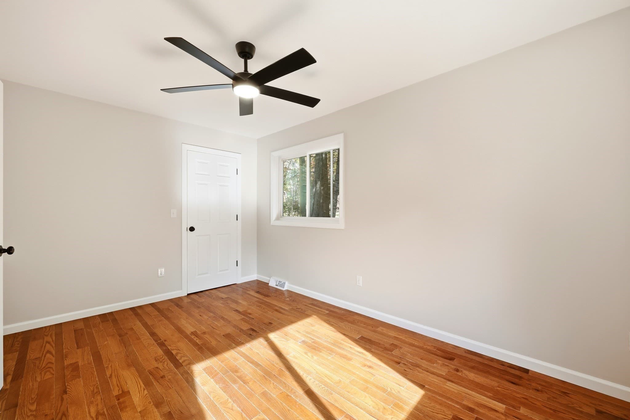 Single Family Residence at 139 E Hill Rd, Brimfield MA 01010, photo 20 of 42