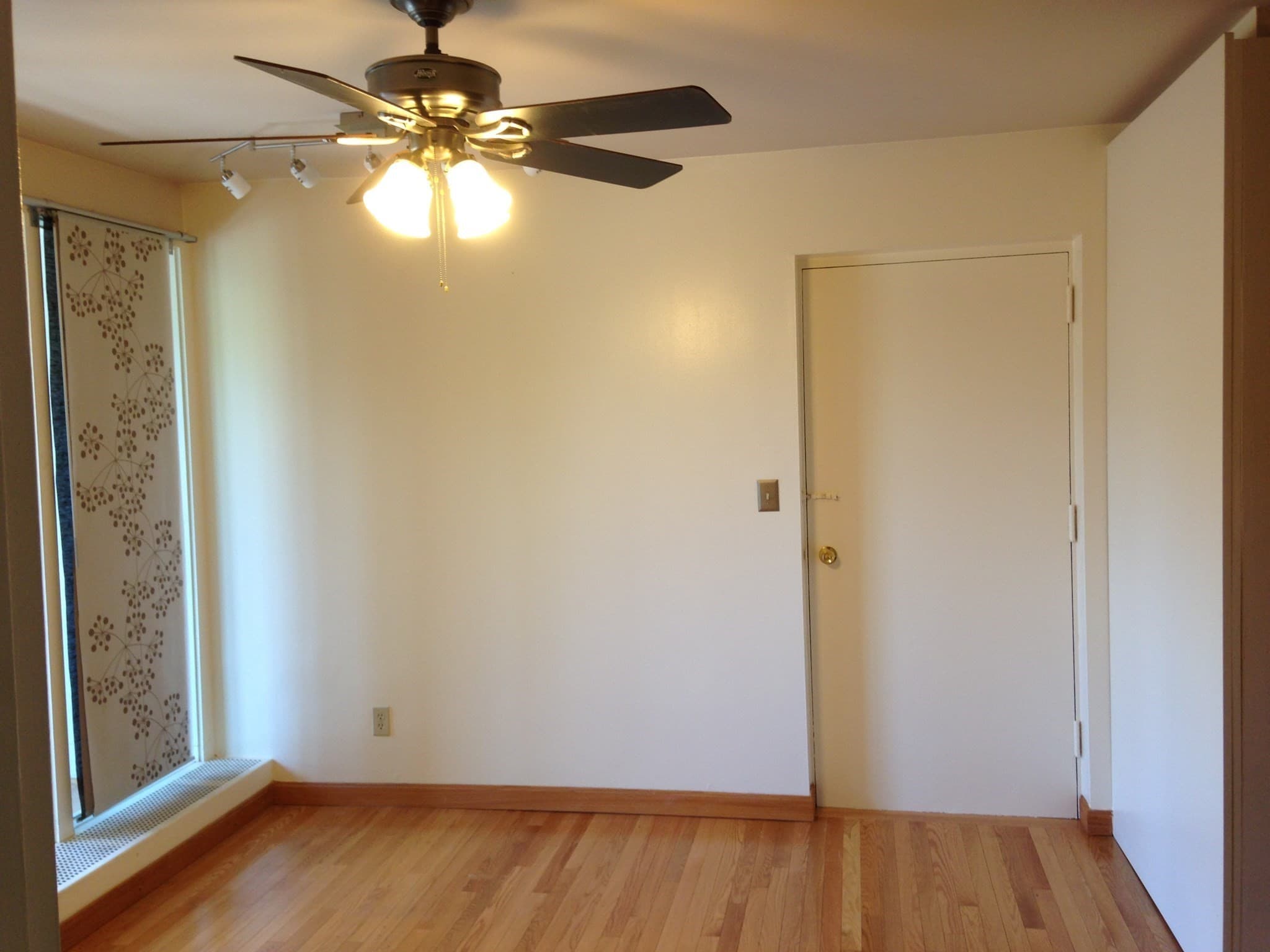 Condominium at 6 Juniper St. # 14, Brookline MA 02445, photo 7 of 14
