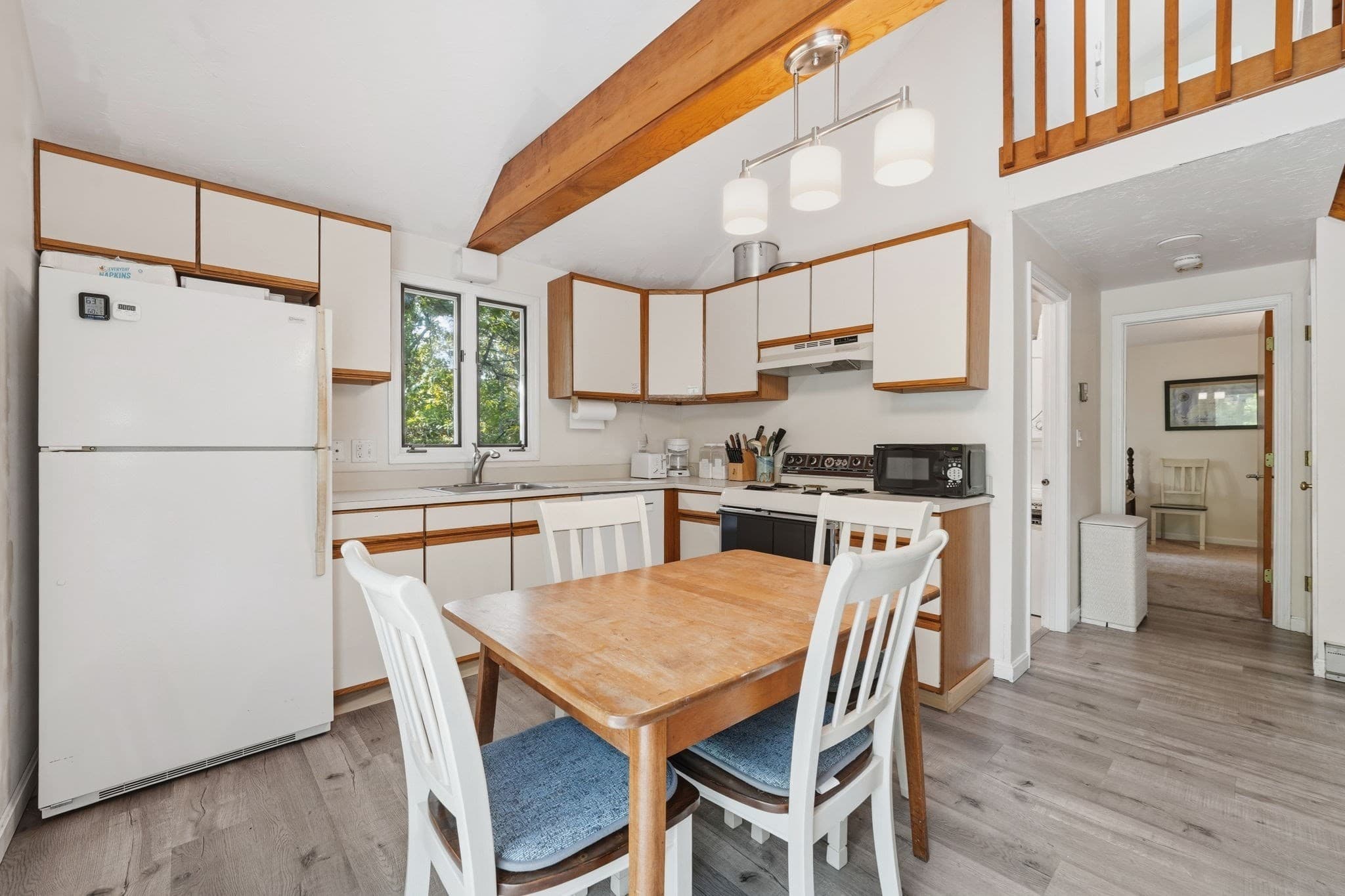Single Family Residence at 21 Flamingo Drive, Edgartown MA 02539, photo 6 of 12