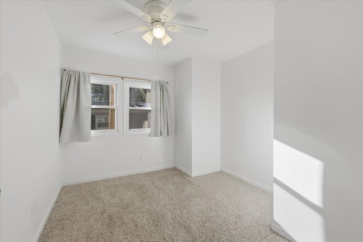 Mobile Home at 5 Alpine St, Rockland MA 02370, photo 22 of 39