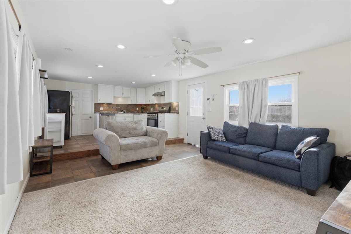 5 Alpine St, Rockland MA 02370