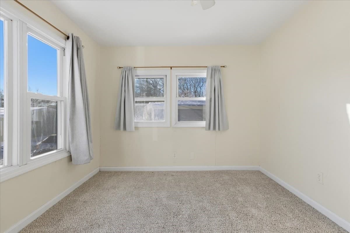 Mobile Home at 5 Alpine St, Rockland MA 02370, photo 18 of 39