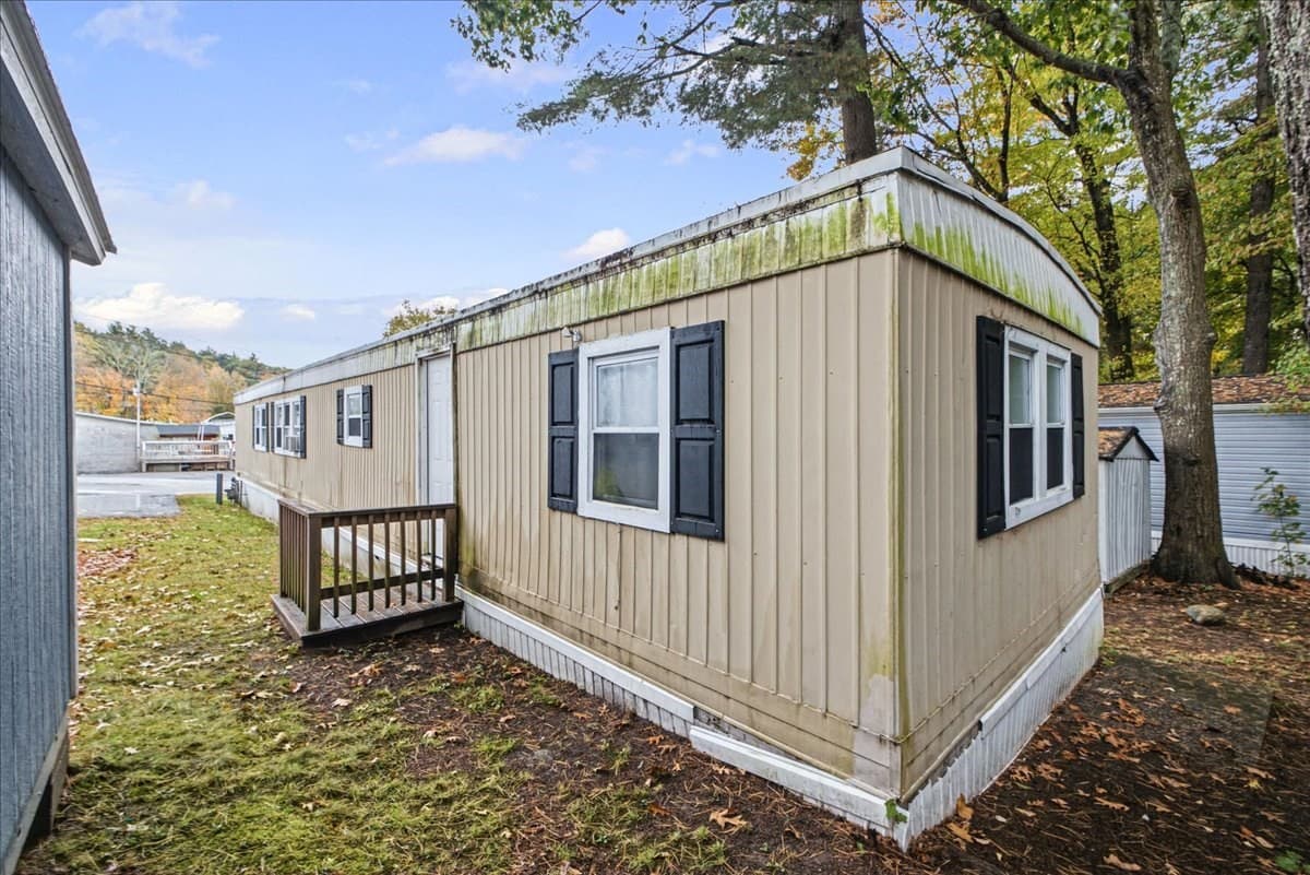 Mobile Home at 5 Alpine St, Rockland MA 02370, photo 37 of 39