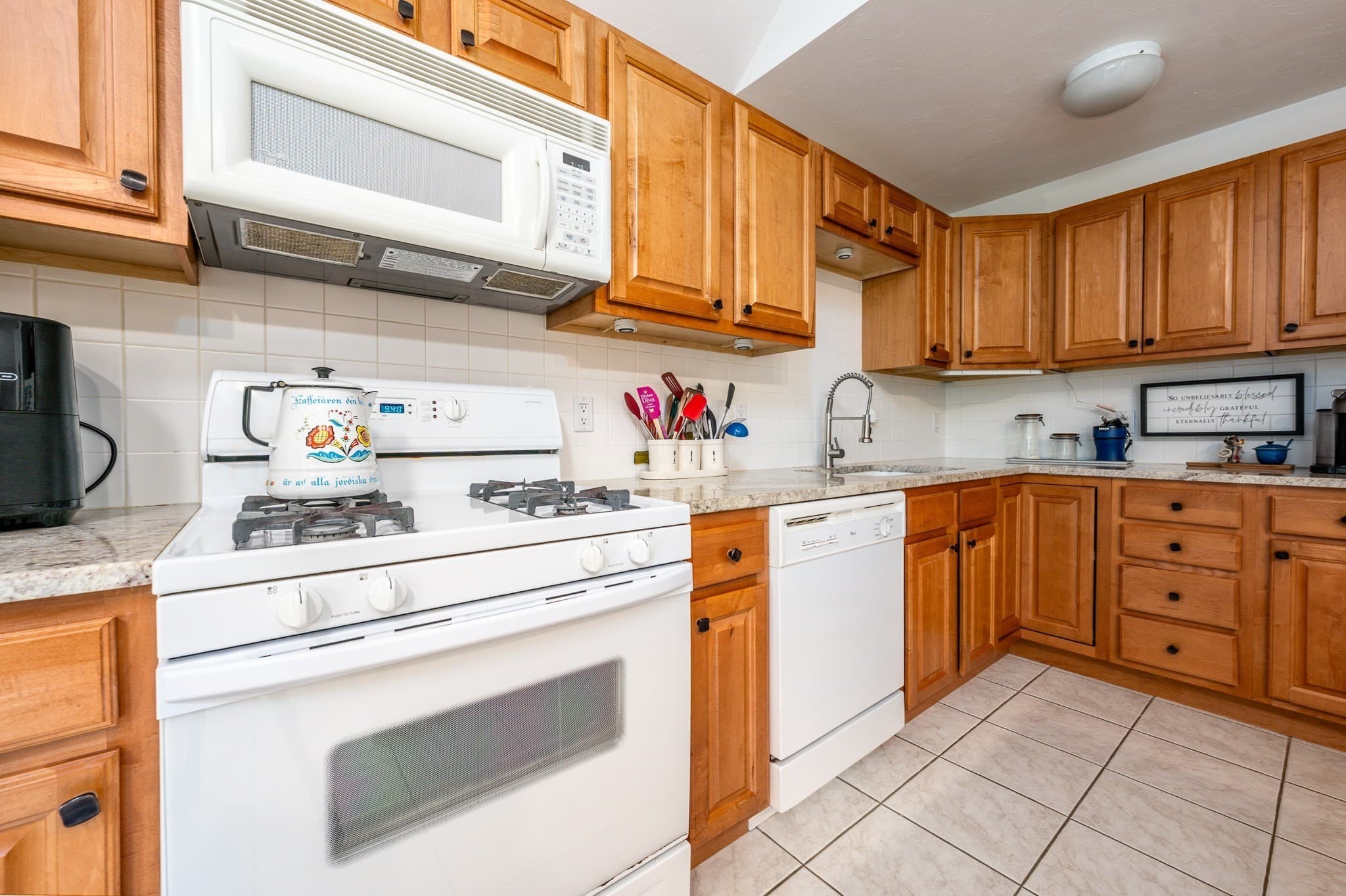 Condominium at 32 Red Cedar Rd # 32, Mashpee MA 02649, photo 13 of 36