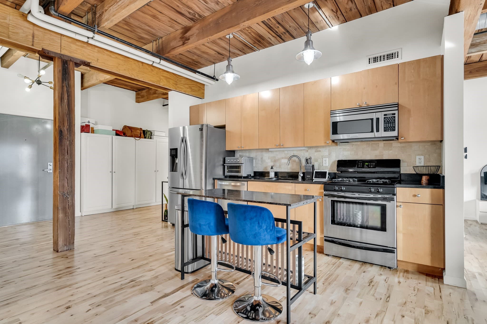 Condominium at 210 Broadway # 304, Everett MA 02149, photo 8 of 29