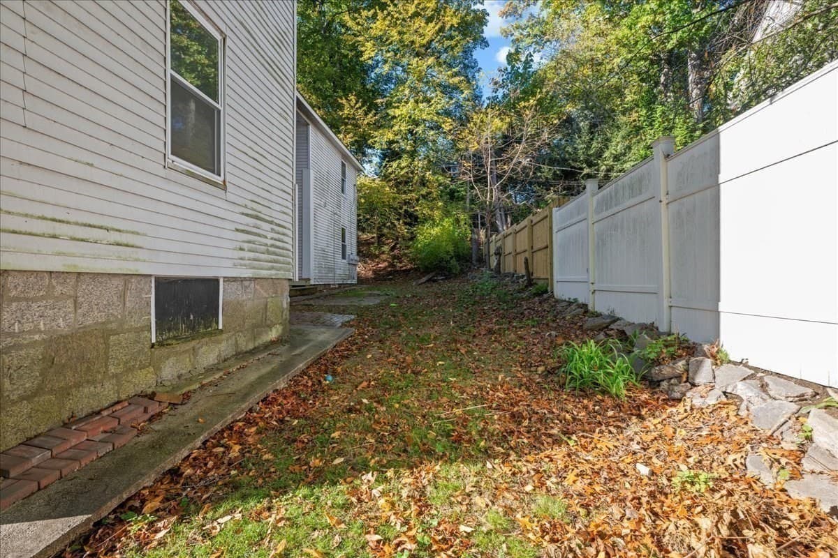 Apartment at 15 Circuit Ave E # 1, Worcester MA 01603, photo 23 of 26