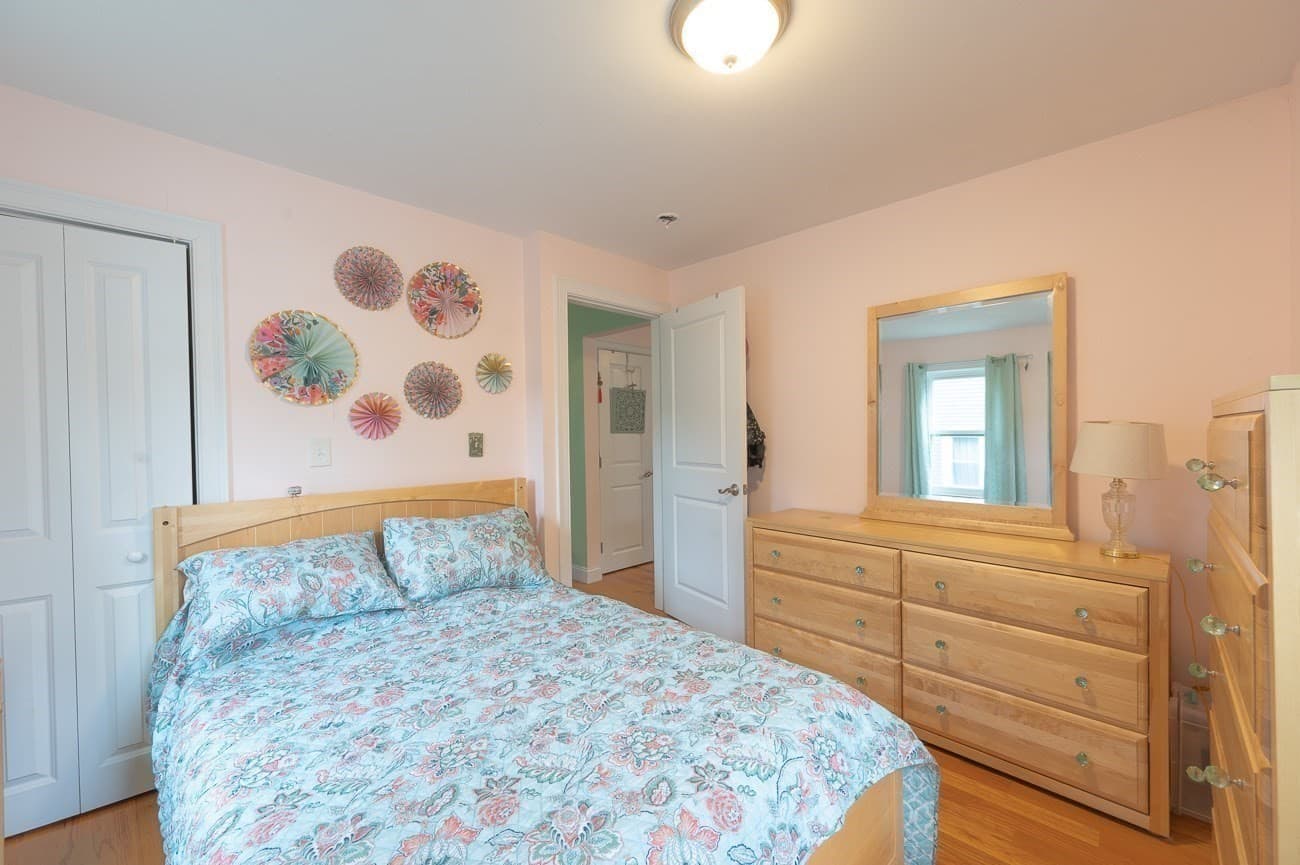 Single Family Residence at 28 Heathcote St, Boston MA 02131, photo 18 of 32