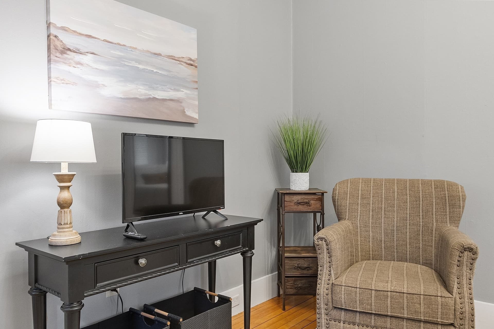 5+ Family - Rooming House at 113-115 Main Street, Pepperell MA 01463, photo 6 of 31