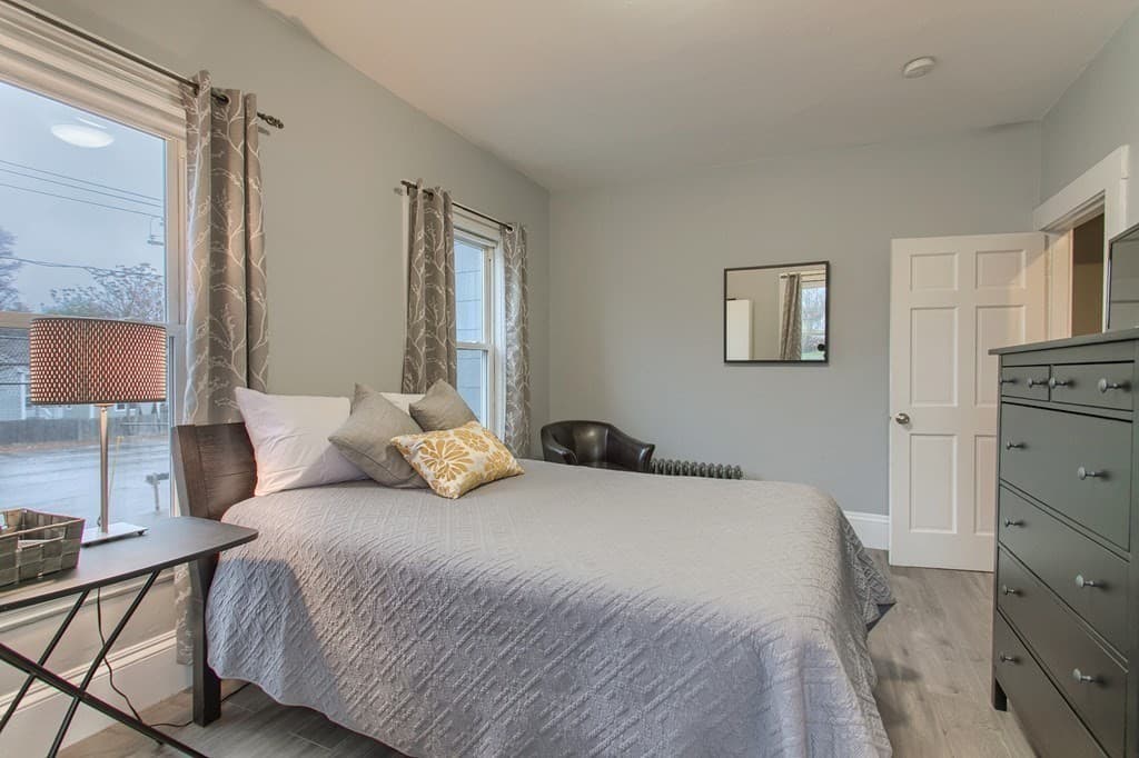 5+ Family - Rooming House at 113-115 Main Street, Pepperell MA 01463, photo 11 of 31