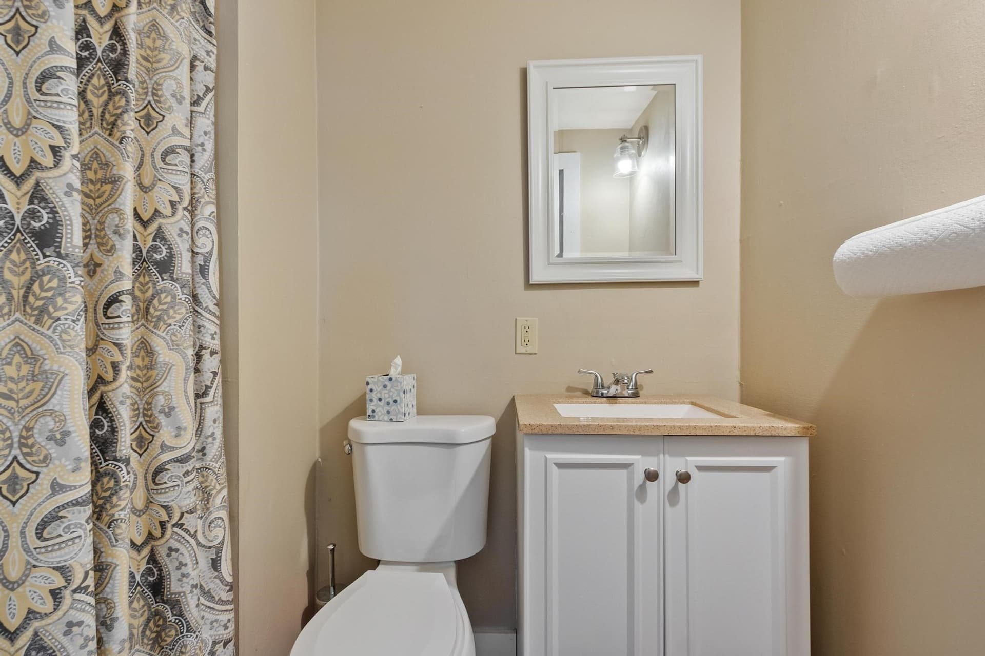 5+ Family - Rooming House at 113-115 Main Street, Pepperell MA 01463, photo 21 of 31