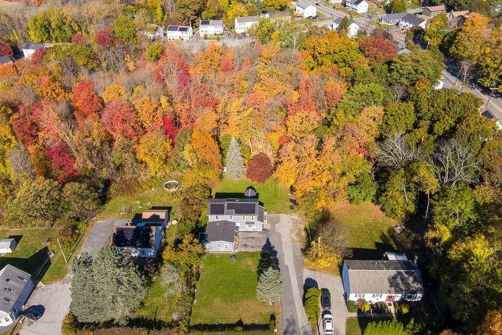 Single Family Residence at 2 Rolfe Ave, Worcester MA 01604, photo 5 of 42