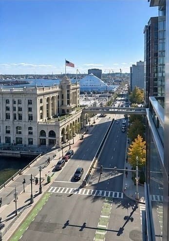 Condominium at 133 Seaport Blvd # 1016, Boston MA 02210, photo 9 of 11