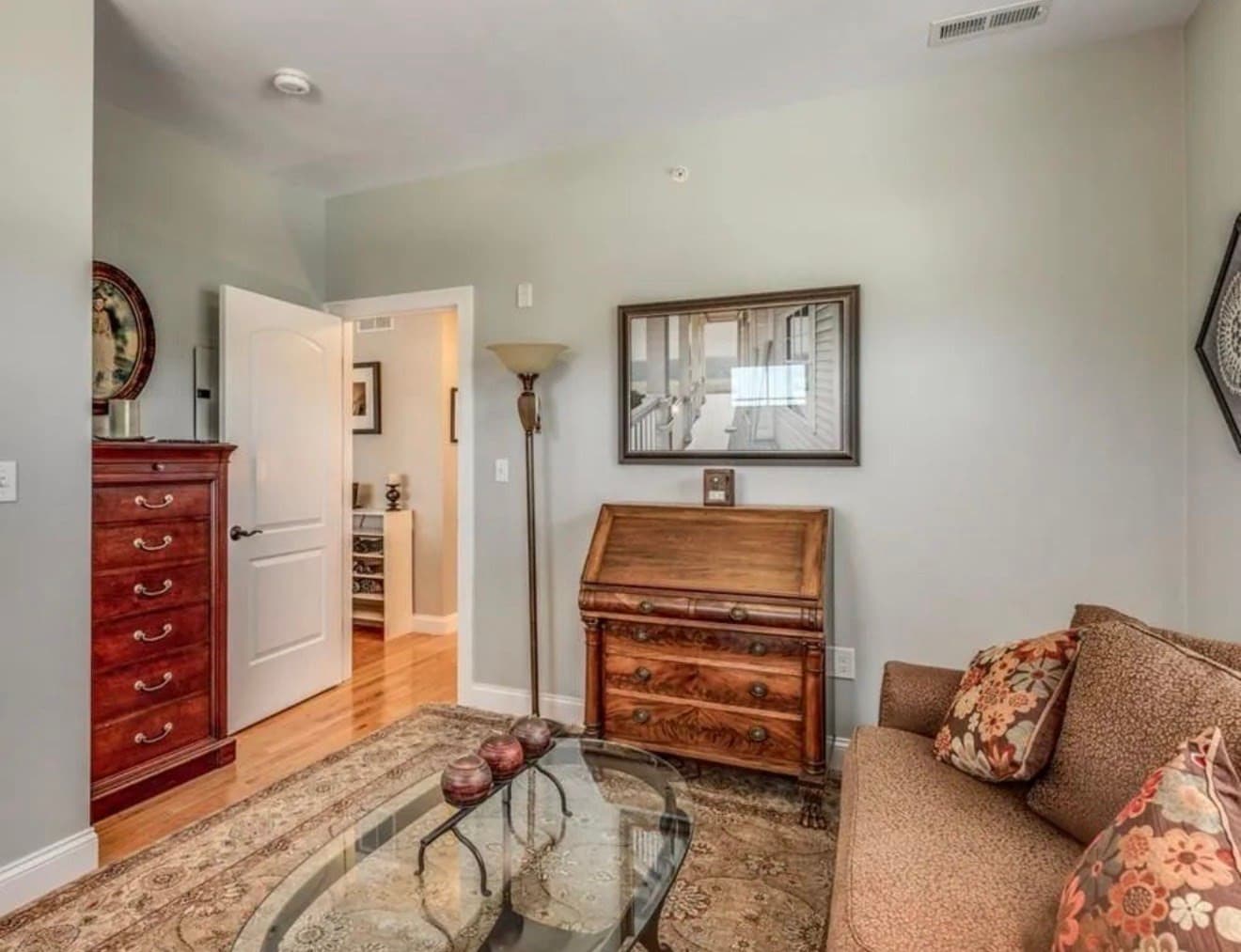 Apartment at 160 School # 2, Waltham MA 02451, photo 16 of 16