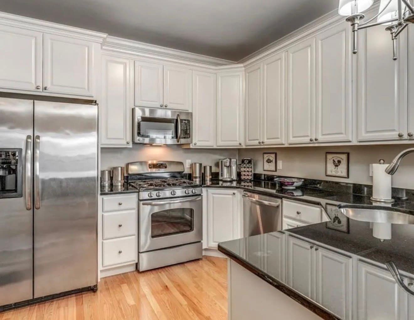 Apartment at 160 School # 2, Waltham MA 02451, photo 8 of 16