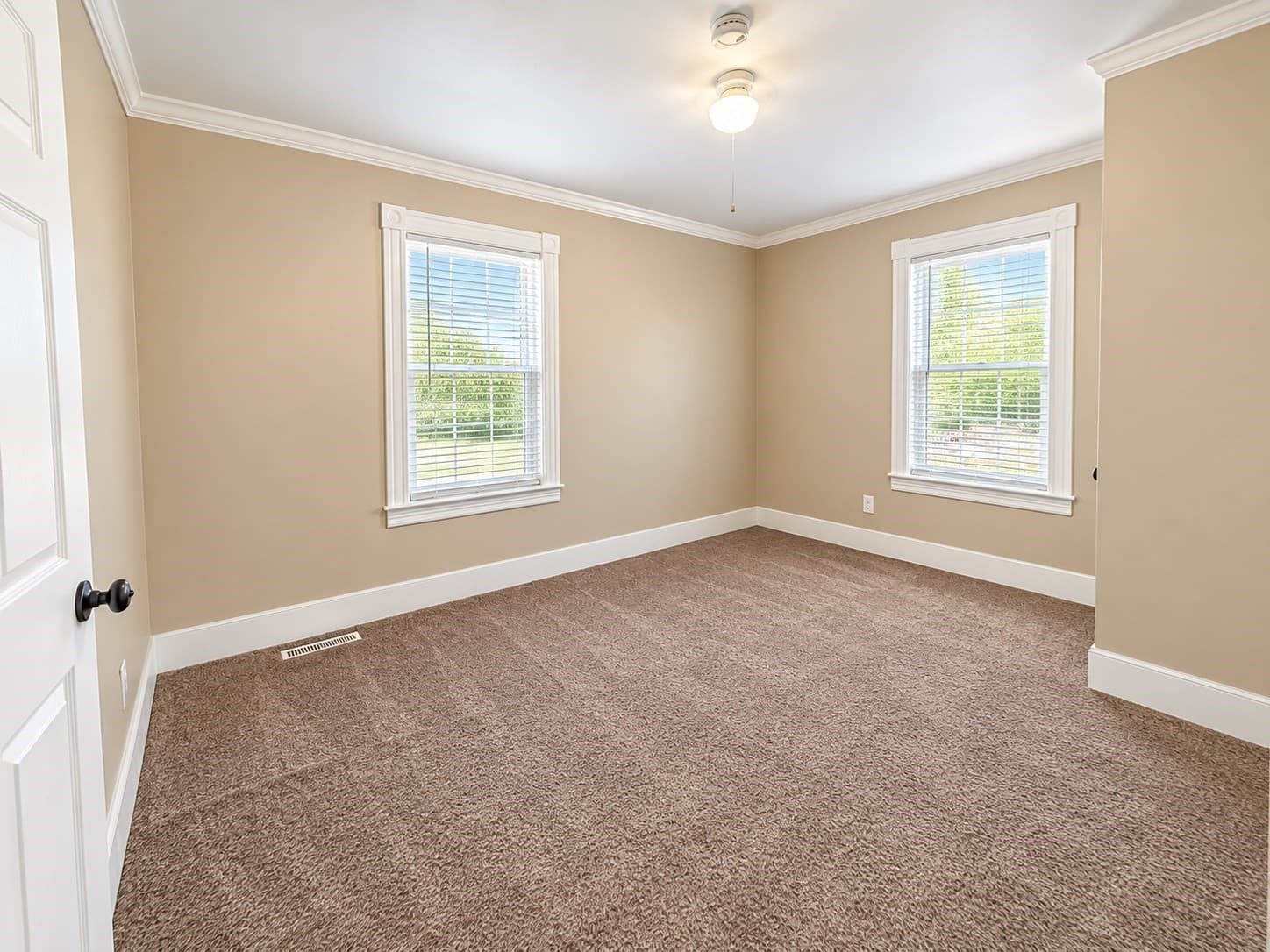 2 Family - 2 Units Up/Down at 1403 Worcester St., Springfield MA 01151, photo 5 of 10