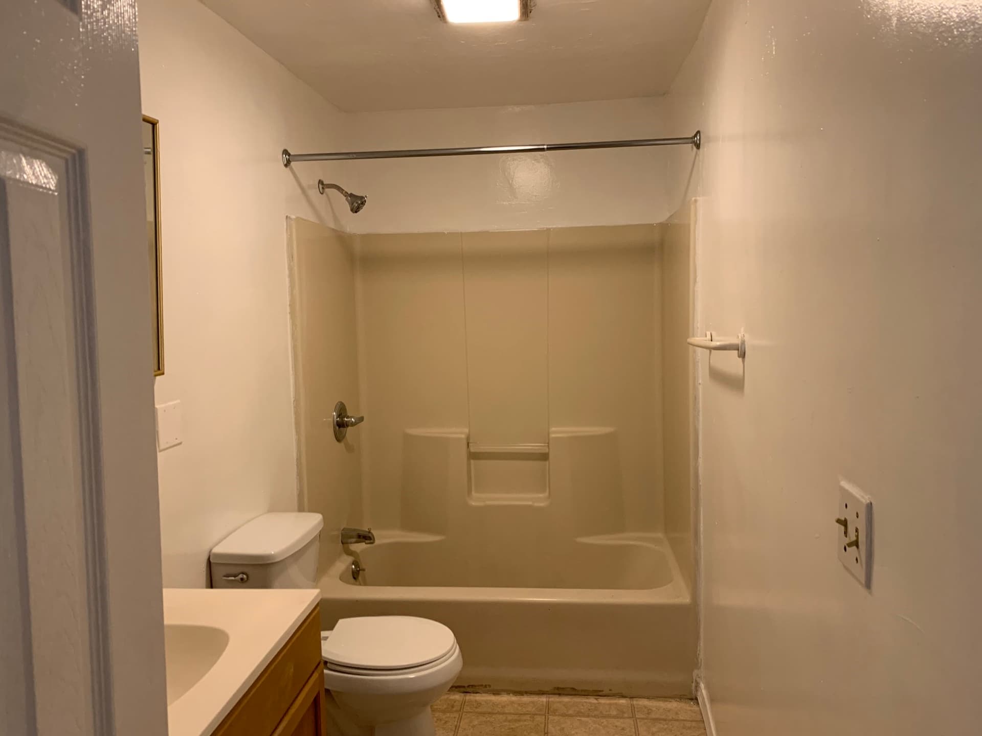 4 Family - 4 Units Up/Down at 130 Canterbury St, Worcester MA 01603, photo 26 of 40