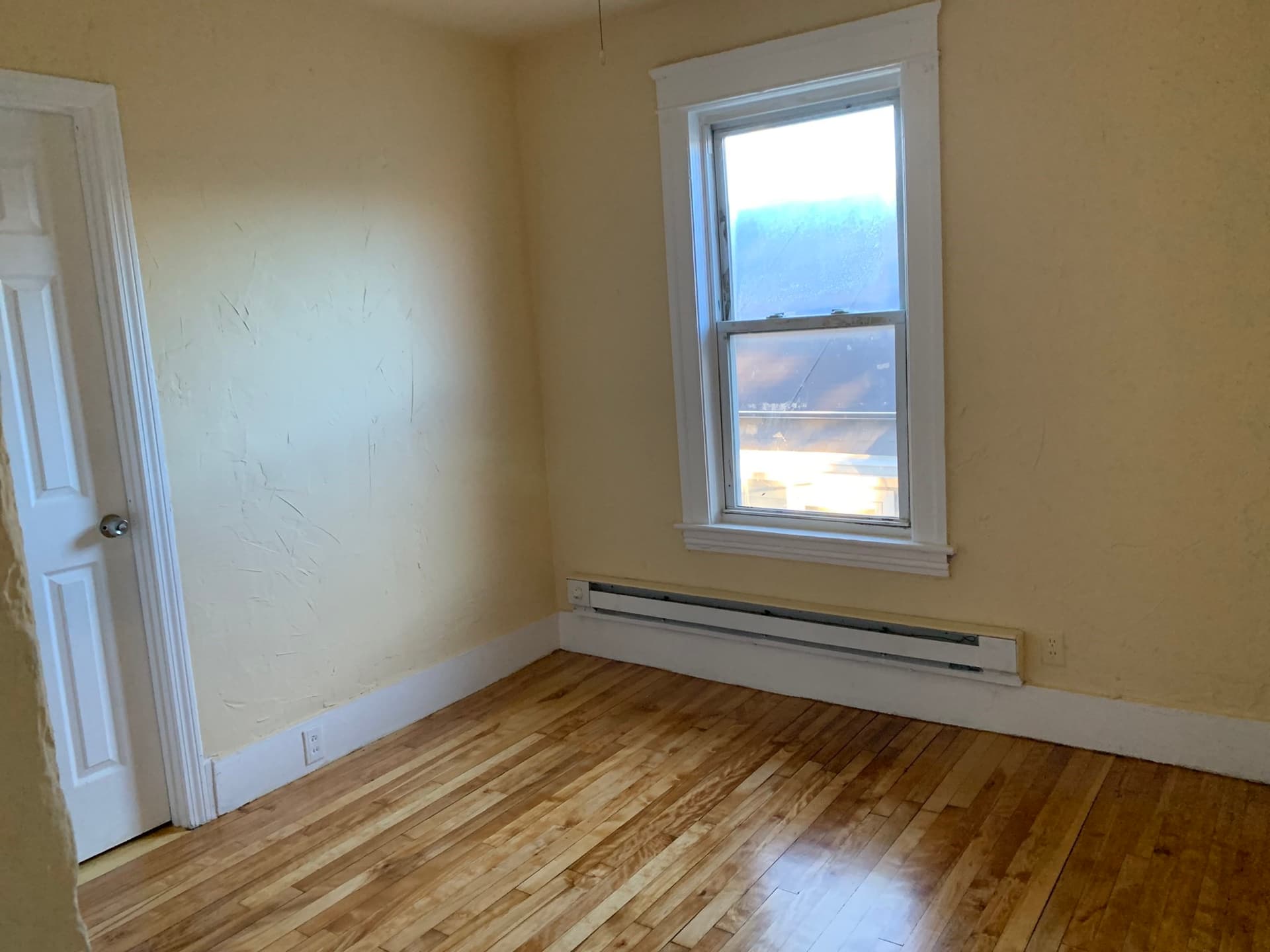4 Family - 4 Units Up/Down at 130 Canterbury St, Worcester MA 01603, photo 7 of 40