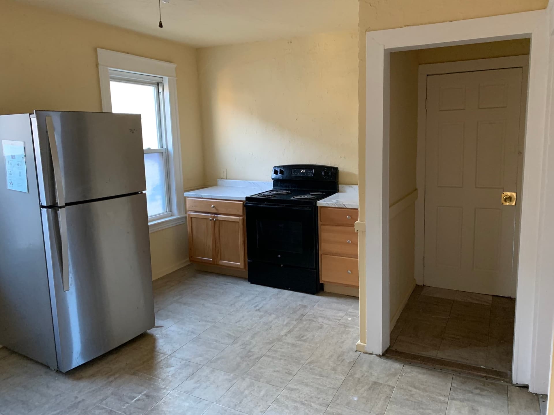 4 Family - 4 Units Up/Down at 130 Canterbury St, Worcester MA 01603, photo 4 of 40
