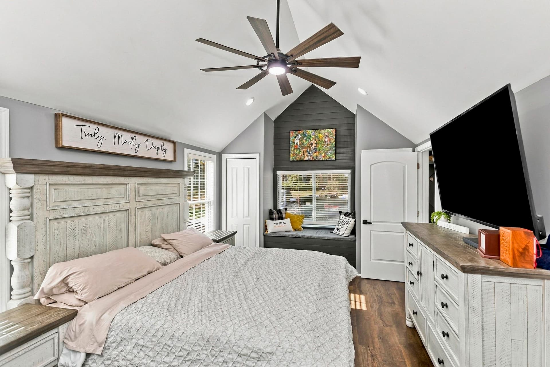 Single Family Residence at 465 E Mountain Rd, Westfield MA 01085, photo 22 of 41