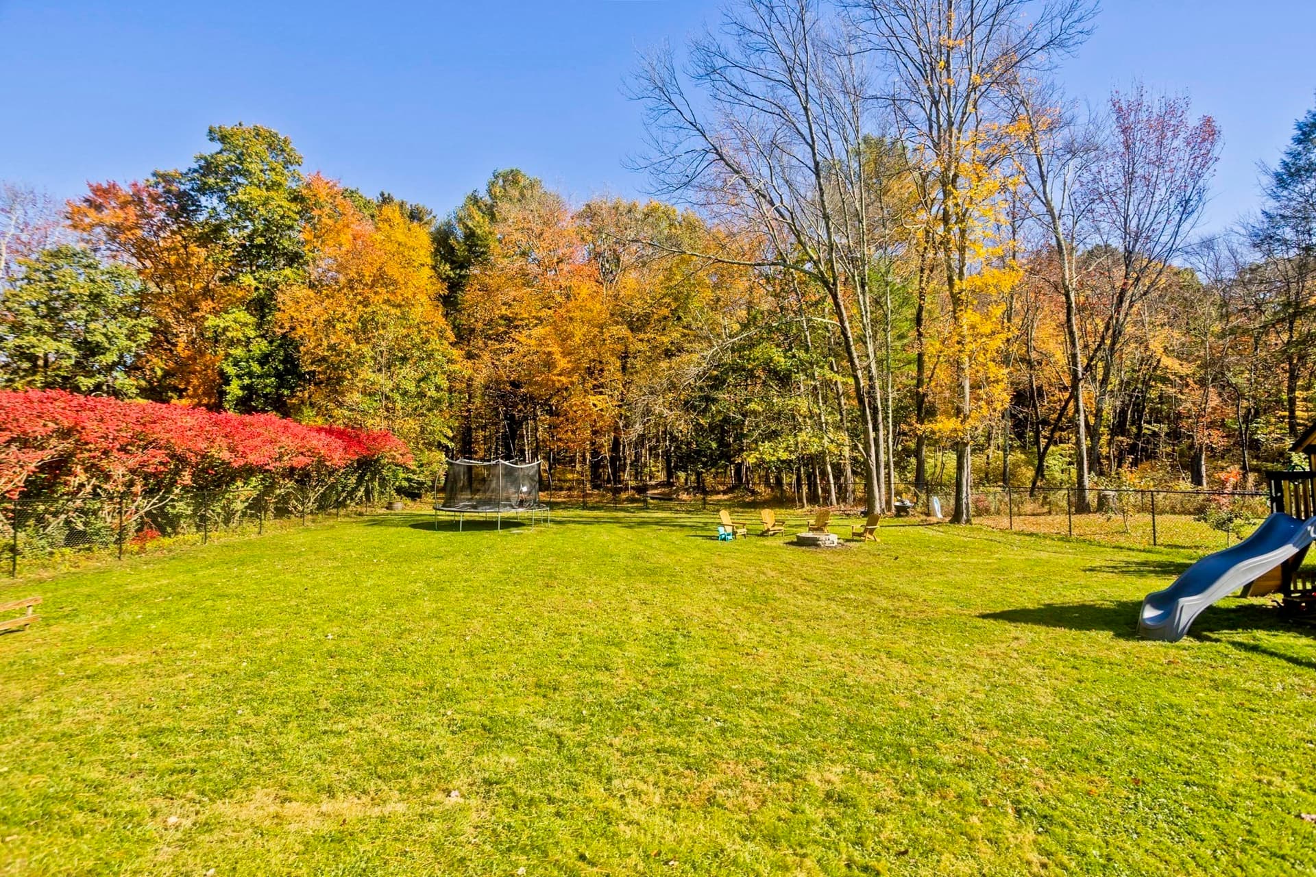 Single Family Residence at 465 E Mountain Rd, Westfield MA 01085, photo 37 of 41