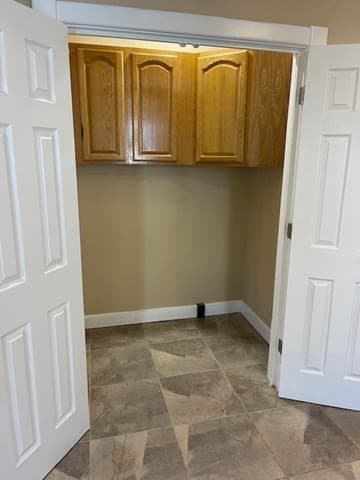 Single Family Residence at 34 Andrew Street, Springfield MA 01109, photo 12 of 29