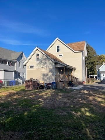 Single Family Residence at 34 Andrew Street, Springfield MA 01109, photo 7 of 29