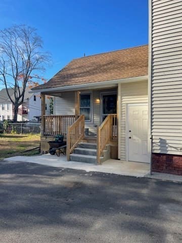 Single Family Residence at 34 Andrew Street, Springfield MA 01109, photo 5 of 29