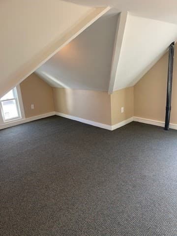 Single Family Residence at 34 Andrew Street, Springfield MA 01109, photo 25 of 29