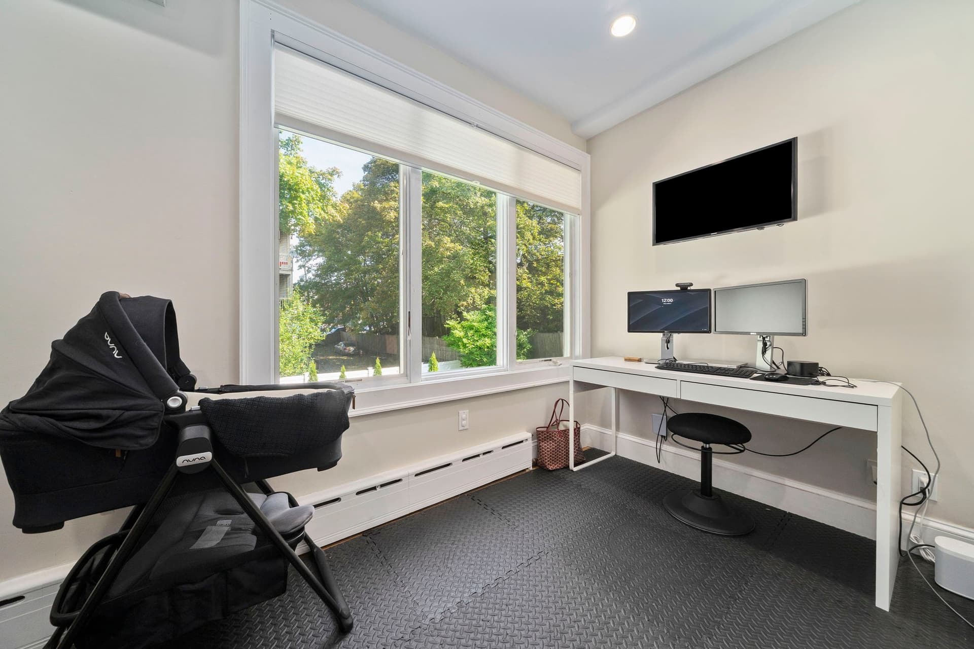 Attached (Townhouse/Rowhouse/Duplex) at 44 Wellsmere # 1, Boston MA 02131, photo 19 of 20