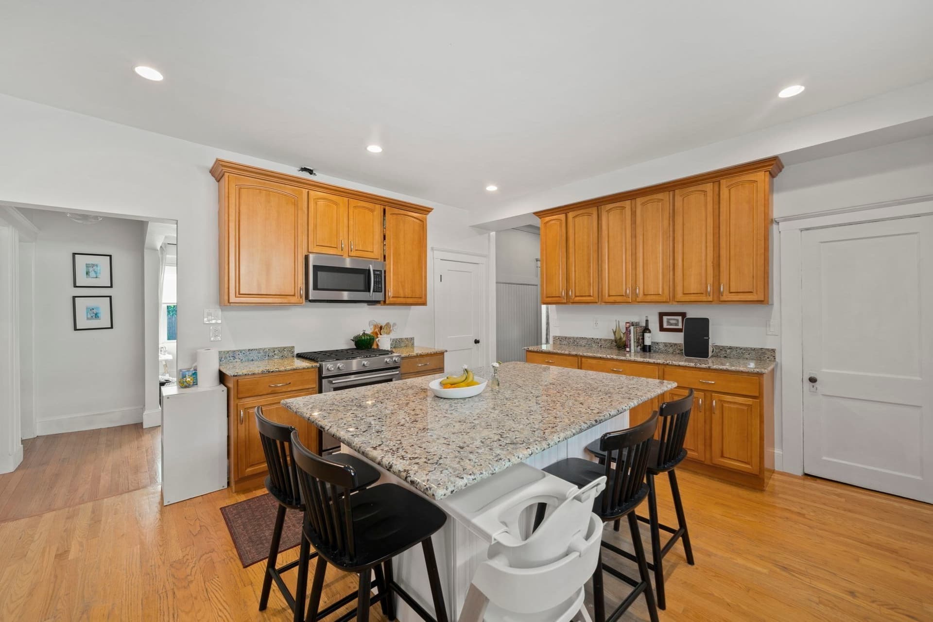 Attached (Townhouse/Rowhouse/Duplex) at 44 Wellsmere # 1, Boston MA 02131, photo 4 of 20