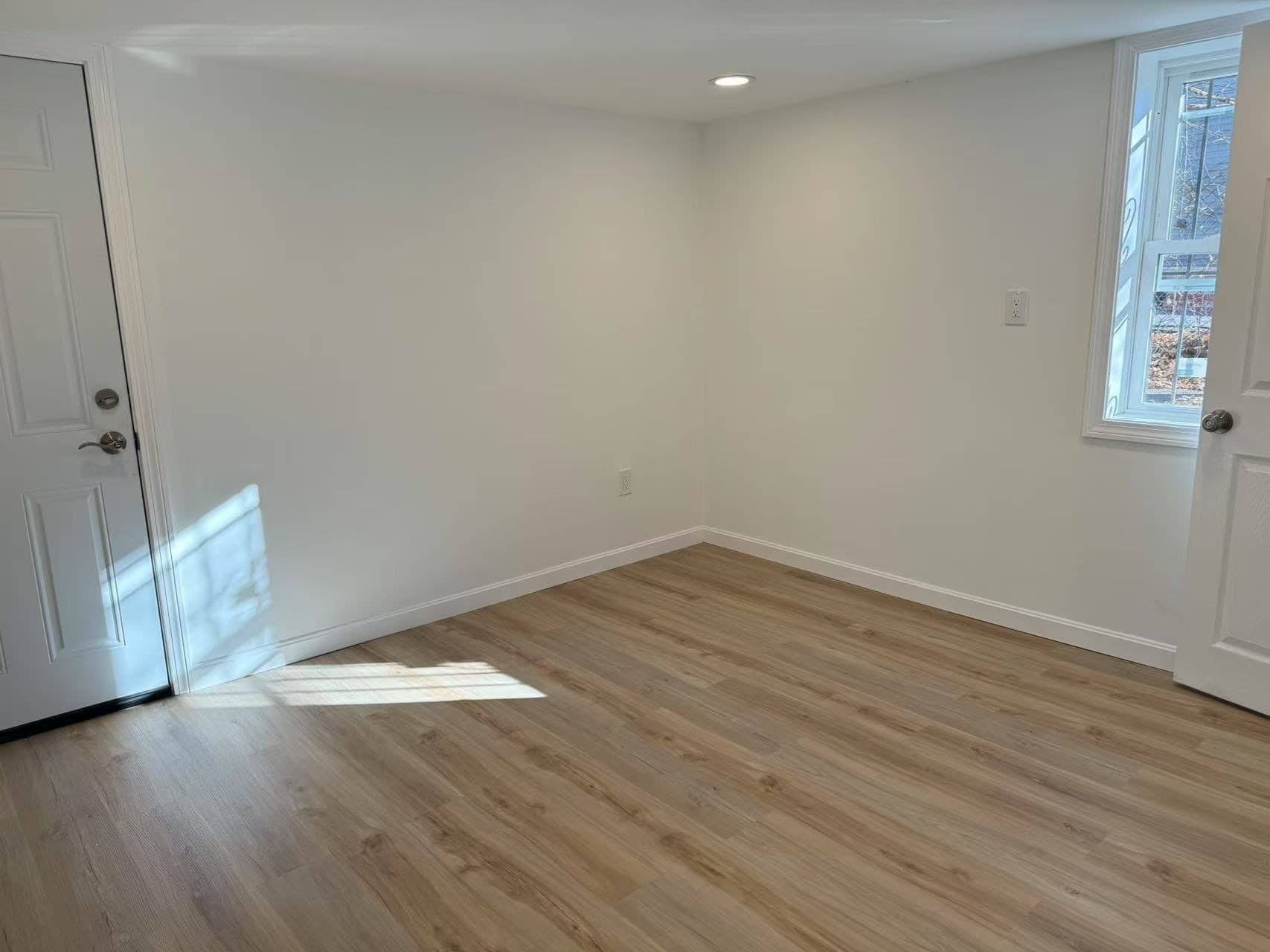 Attached (Townhouse/Rowhouse/Duplex) at 119 Whitfield St # 119, Boston MA 02124, photo 12 of 15
