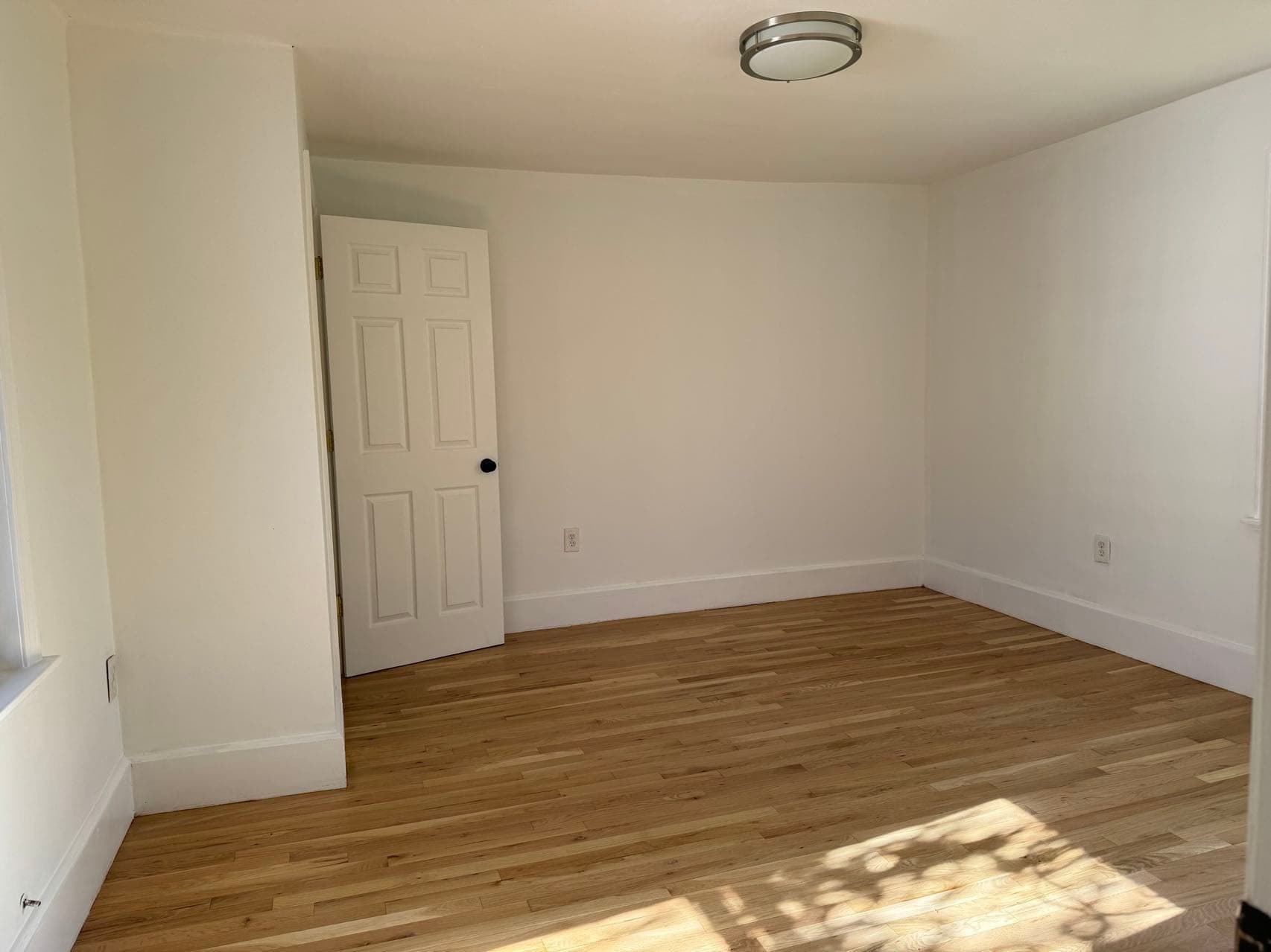 Attached (Townhouse/Rowhouse/Duplex) at 119 Whitfield St # 119, Boston MA 02124, photo 5 of 15