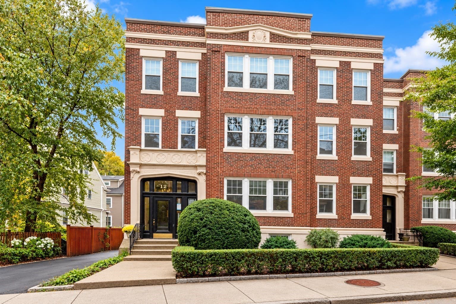 12 Gibbs St # 2, Brookline MA 02446