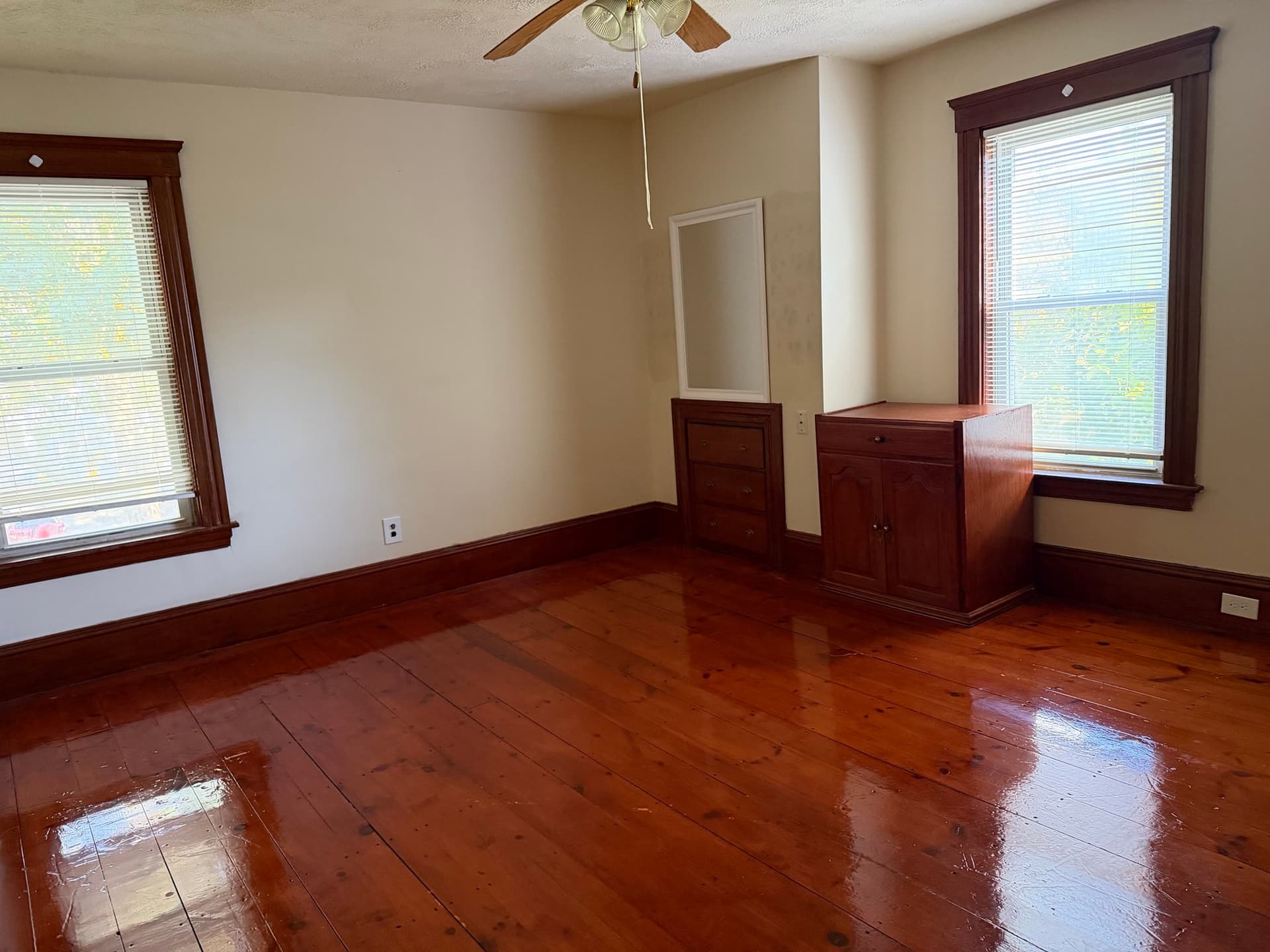 Single Family Residence at 9 Englewood Ave, Worcester MA 01603, photo 13 of 23