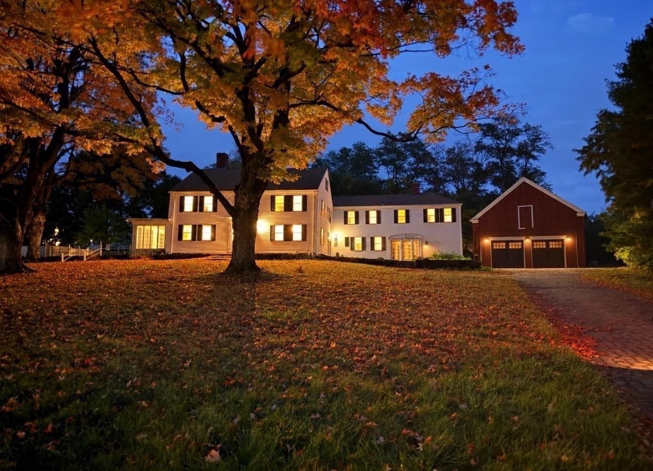Single Family Residence at 9 & 9A Abigail Drive, Hudson MA 01749, photo 2 of 33