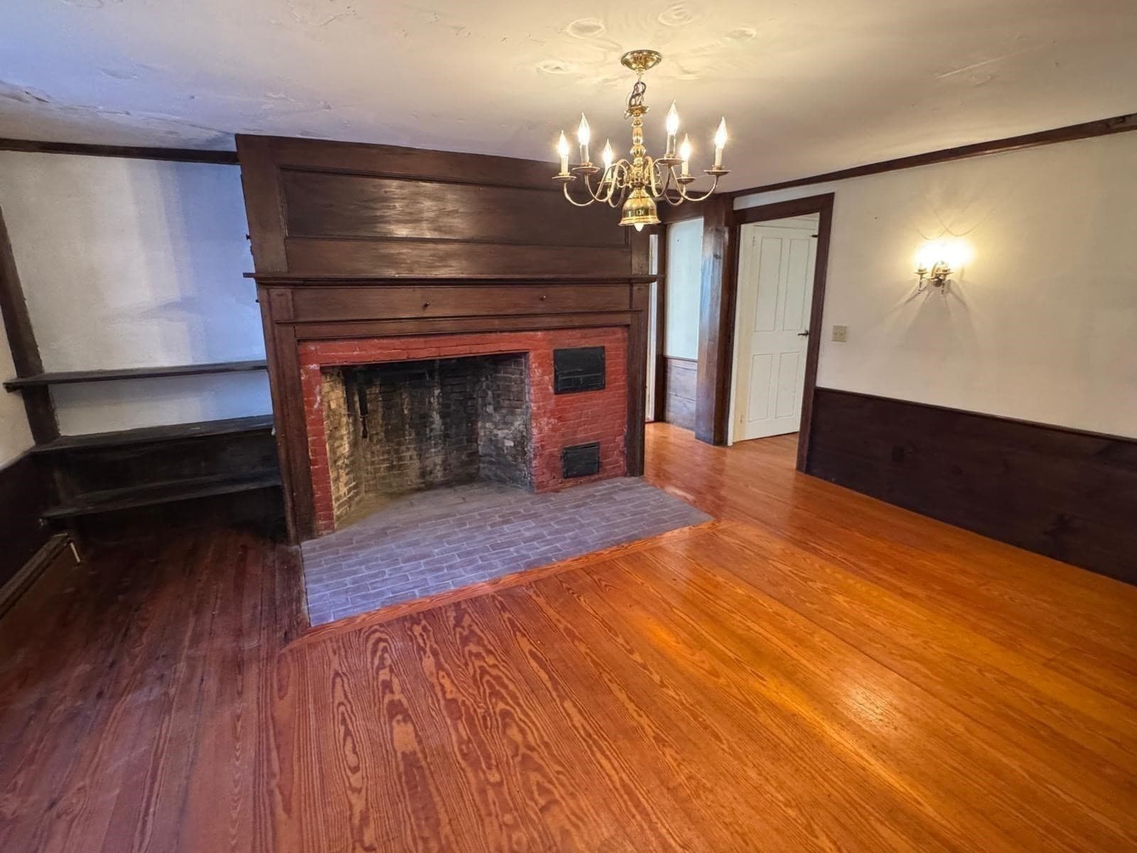 Single Family Residence at 9 & 9A Abigail Drive, Hudson MA 01749, photo 14 of 33