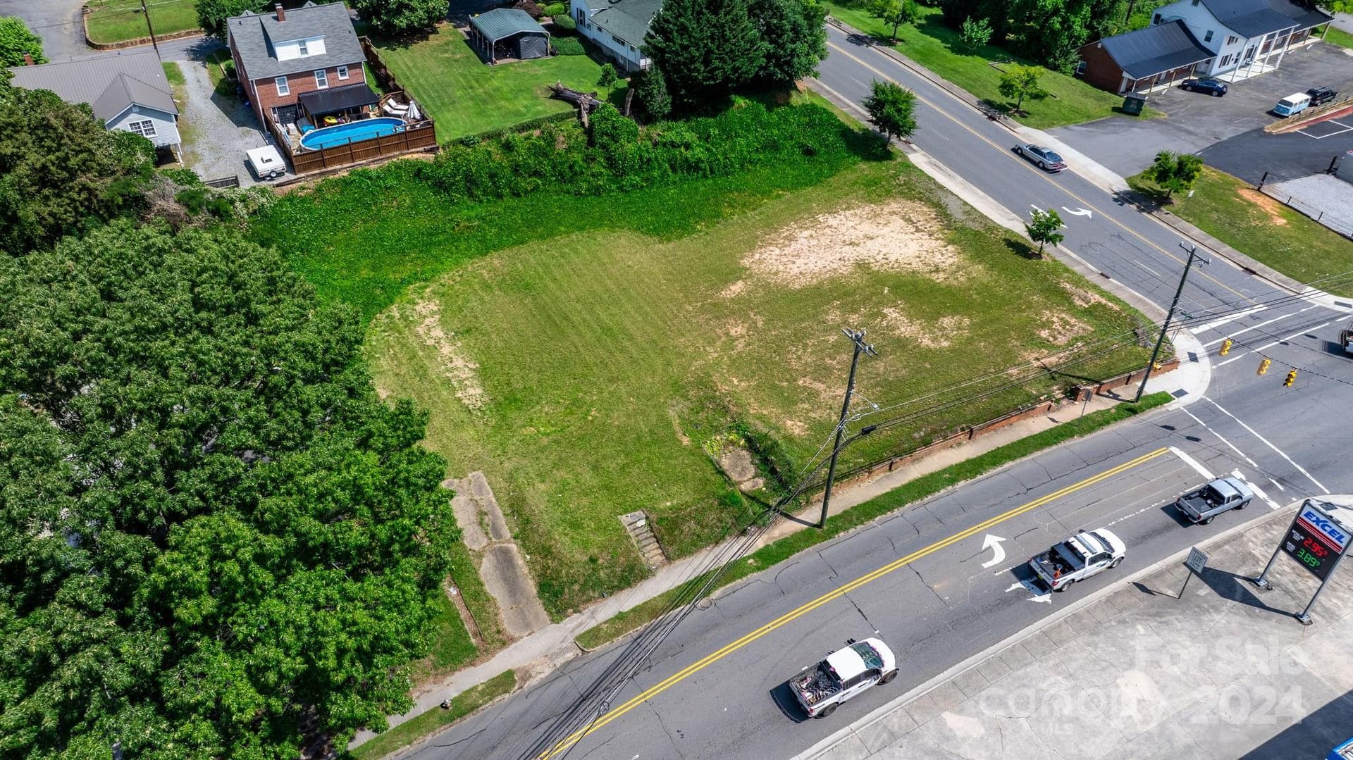 Lot at 25 N McDowell Avenue, Marion, photo 10 of 19