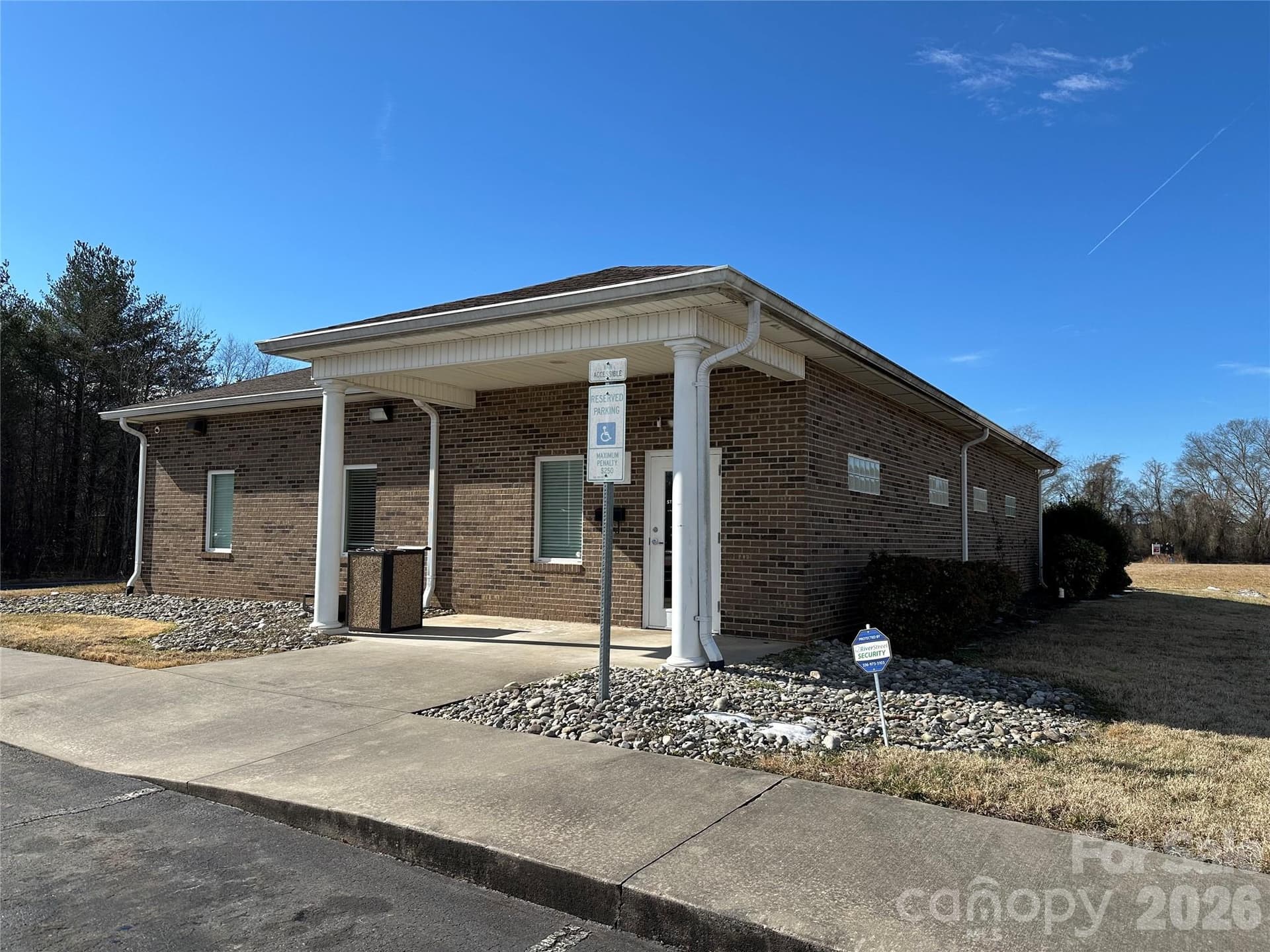 Medical at 527 West Park Circle, North Wilkesboro