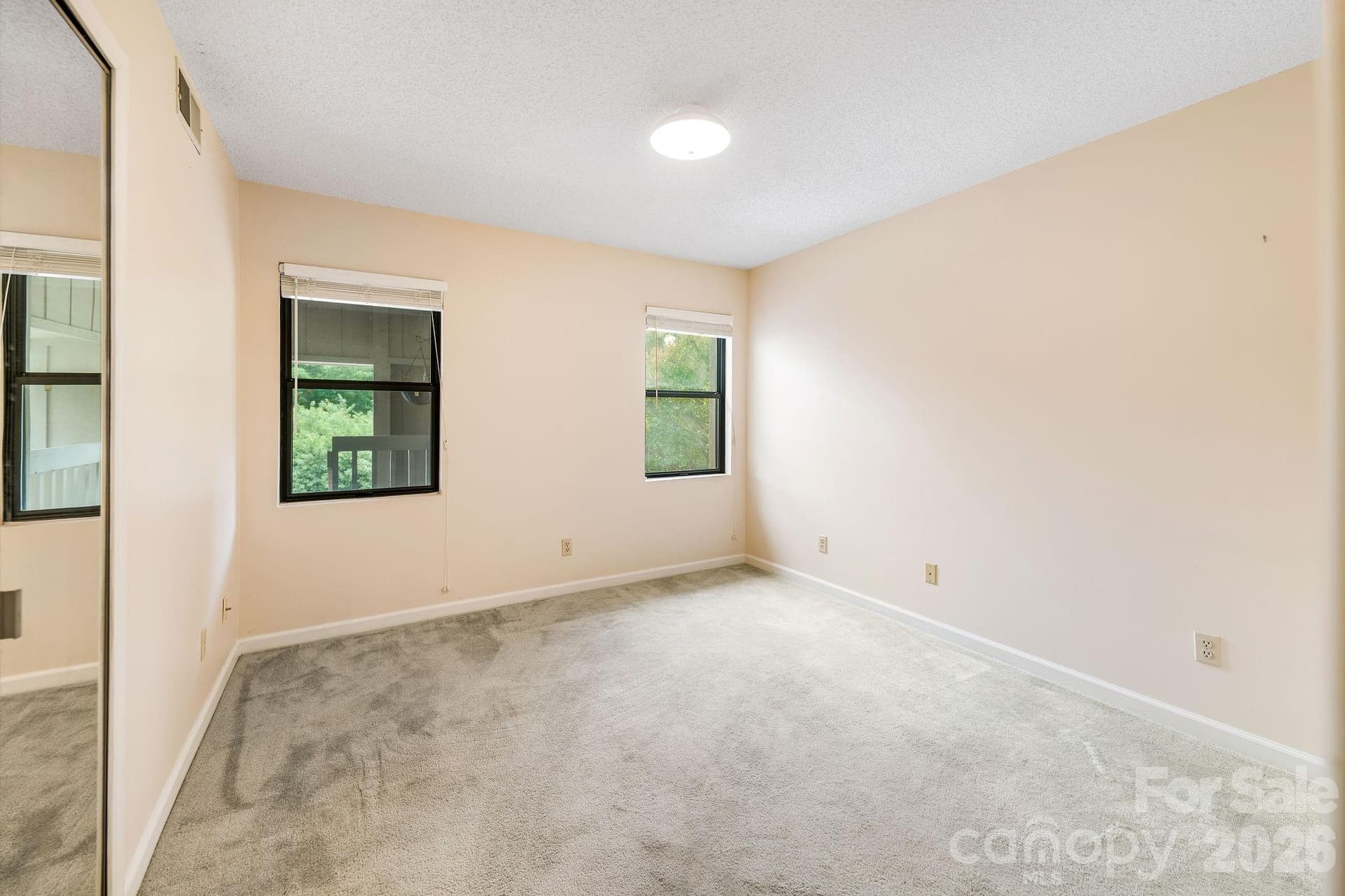 2nd bedroom - 2604 Vineyard Boulevard, Asheville